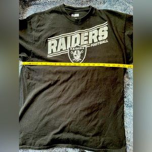 Raiders black  size XL T-shirt